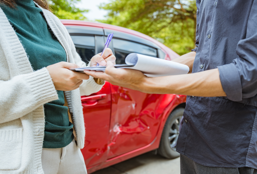 7 Mistakes to Avoid After a Crash (According to Auto Accident Lawyers)